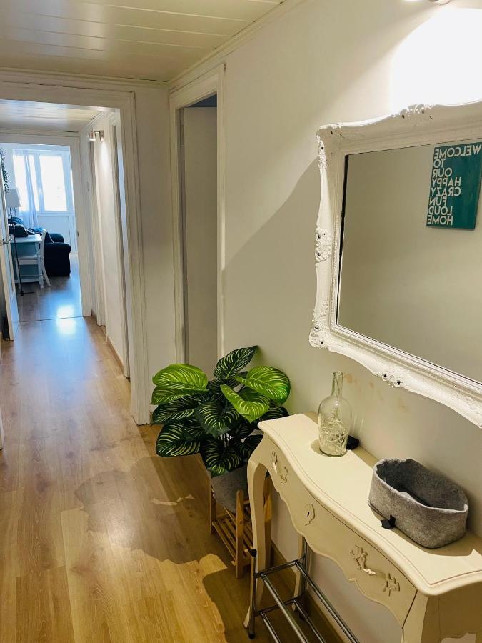 Beach Apartment Barca 6 サン・アドリア・デ・ベソス エクステリア 写真